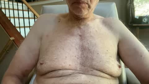 Snapshot of stillbad2 chatting on 09-19-25, 05:57 Stillbad2 online show from 09-19-25, 05:57