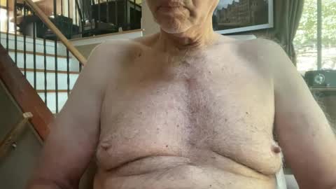 Snapshot of stillbad2 chatting on 09-26-25, 06:12 Stillbad2 online show from 09-26-25, 06:12