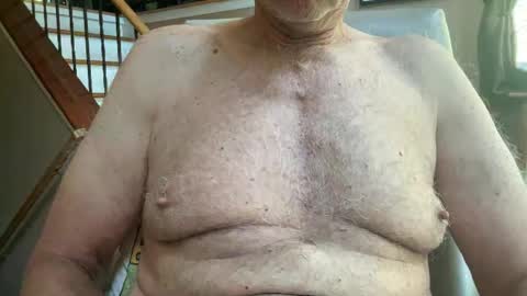 Snapshot of stillbad2 chatting on 09-28-25, 01:27 Stillbad2 online show from 09-28-25, 01:27