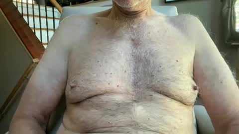 Snapshot of stillbad2 chatting on 10-05-25, 05:55 Stillbad2 online show from 10-05-25, 05:55