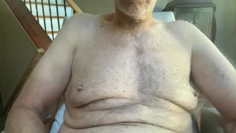 Snapshot of stillbad2 chatting on 10-06-25, 05:32 Stillbad2 online show from 10-06-25, 05:32