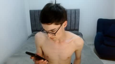 Snapshot of stiv_grant chatting on 06-19-26, 12:26 stiv_grant online show from 06-19-26, 12:26