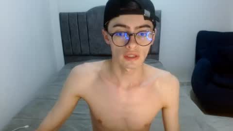 Snapshot of stiv_grant chatting on 06-20-26, 10:40 stiv_grant online show from 06-20-26, 10:40