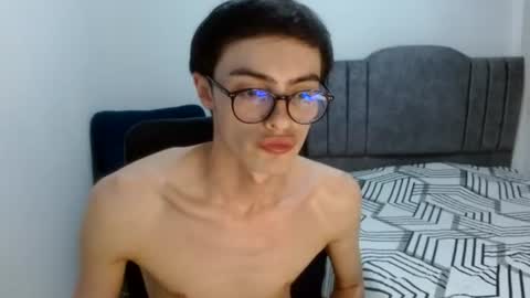 Snapshot of stiv_grant chatting on 07-10-26, 12:59 stiv_grant online show from 07-10-26, 12:59