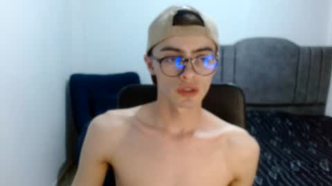 Snapshot of stiv_grant chatting on 07-20-26, 12:25 stiv_grant online show from 07-20-26, 12:25