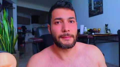 Stiven Montiel online show from 03-18-26, 05:38