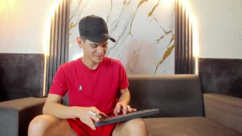 friends online show from 02-13-26, 05:03