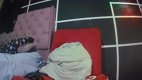 stiven online show from 10-05-25, 04:22