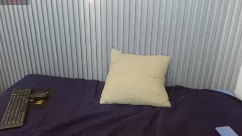 Stiwen online show from 04-15-26, 07:58