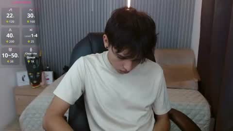 Snapshot of stiwentwink chatting on 06-20-26, 02:20 Stiwen online show from 06-20-26, 02:20
