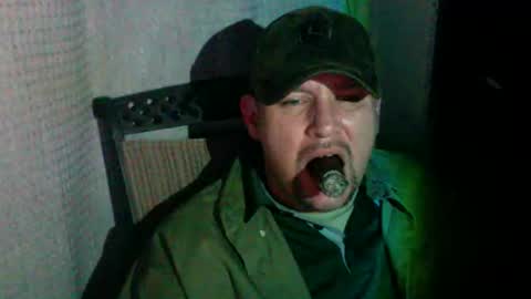 Snapshot of stogiestud69 chatting on 09-28-25, 09:58 stogiestudcountryboy online show from 09-28-25, 09:58