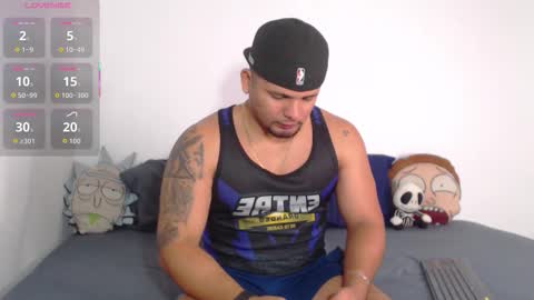 Stone Lee  online show from 12-21-25, 06:42