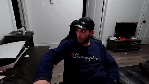 stonedpanda77 online show from 12-22-25, 01:57