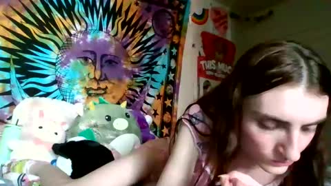 Snapshot of stonedtranny69 chatting on 02-06-25, 09:17 stonedtranny69 online show from 02-06-25, 09:17