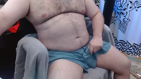Snapshot of stonerbear42 chatting on 05-07-26, 01:27 Stonerbear42 online show from 05-07-26, 01:27