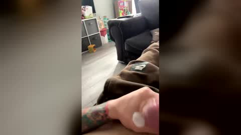 stonercum420798208 online show from 04-05-26, 10:01