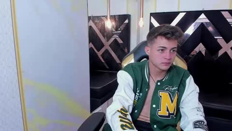 Snapshot of stonne69 chatting on 02-25-25, 06:53 stonne69 online show from 02-25-25, 06:53