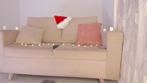 Zoe -INDEPENDENT MODEL online show from 12-14-24, 09:51