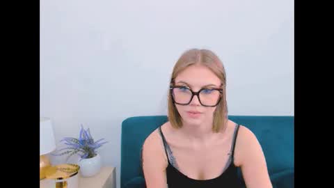 Stormi online show from 04-22-26, 10:28