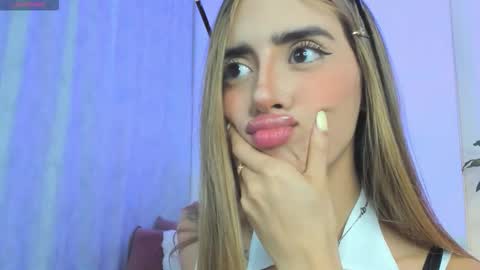 Snapshot of stormirusso chatting on 10-01-25, 02:28 Mar online show from 10-01-25, 02:28