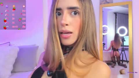 Snapshot of stormirusso chatting on 10-05-25, 01:48 Mar online show from 10-05-25, 01:48