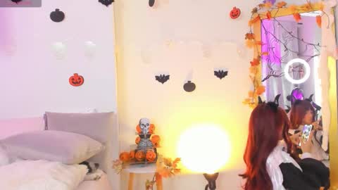 Snapshot of stormirusso chatting on 11-01-25, 02:02 Mar online show from 11-01-25, 02:02