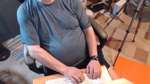 Snapshot of stormy6569 chatting on 05-18-26, 06:58 Stormy6569 online show from 05-18-26, 06:58