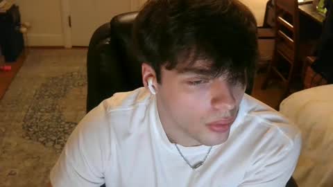 Snapshot of str11111 chatting on 02-08-25, 01:32 str11111 online show from 02-08-25, 01:32