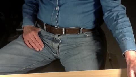 Dave online show from 04-14-26, 01:06