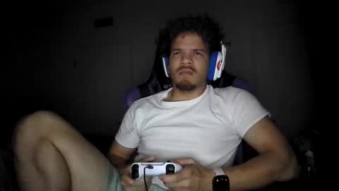 Snapshot of str8dj chatting on 01-06-26, 03:21 Dj online show from 01-06-26, 03:21