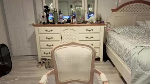 str8whiteboy21 online show from 12-03-25, 05:11