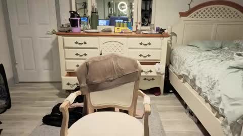 str8whiteboy21 online show from 02-09-26, 03:43