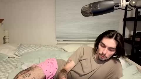 str8whiteboy21 online show from 04-14-26, 01:22