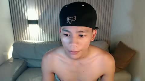 Snapshot of straight_moreno69 chatting on 05-18-26, 03:13 James online show from 05-18-26, 03:13