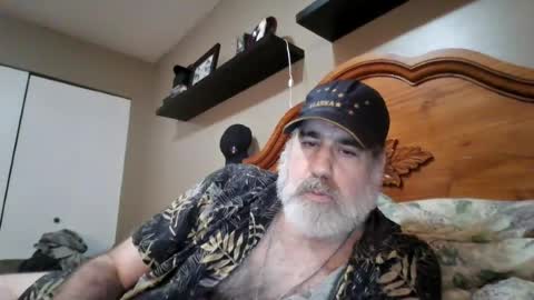 Straightbear4you online show from 07-09-26, 04:16