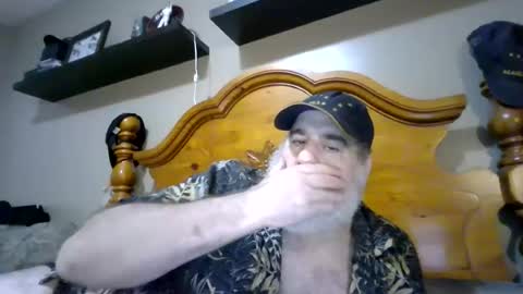 Straightbear4you online show from 07-31-26, 08:14