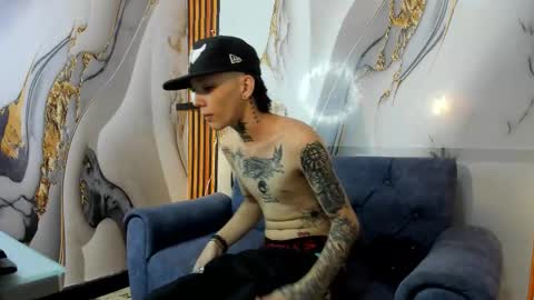 Snapshot of straightboy_nick chatting on 09-20-25, 06:03 NICK online show from 09-20-25, 06:03