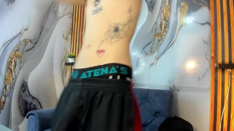 Snapshot of straightboy_nick chatting on 10-13-25, 06:02 NICK online show from 10-13-25, 06:02