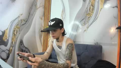 Snapshot of straightboy_nick chatting on 10-26-25, 01:55 NICK online show from 10-26-25, 01:55