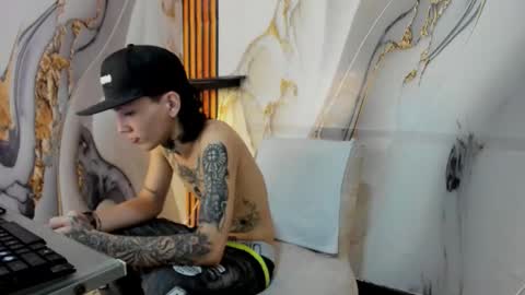 Snapshot of straightboy_nick chatting on 02-27-26, 04:34 NICK online show from 02-27-26, 04:34