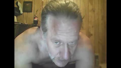 straightmaletouse online show from 05-13-26, 09:39