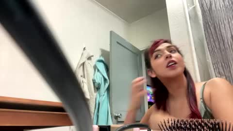 Snapshot of straightoutthetrailer chatting on 01-03-25, 04:44 lucille beatrice luficer call me lucy online show from 01-03-25, 04:44