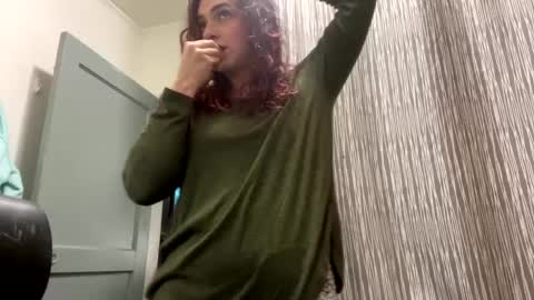 Snapshot of straightoutthetrailer chatting on 01-07-25, 03:57 lucille beatrice luficer call me lucy online show from 01-07-25, 03:57