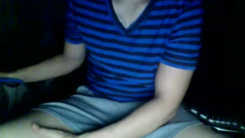 Snapshot of straiker_ chatting on 04-08-26, 02:11 striker online show from 04-08-26, 02:11