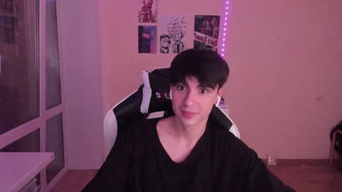 Ray online show from 12-04-24, 04:54