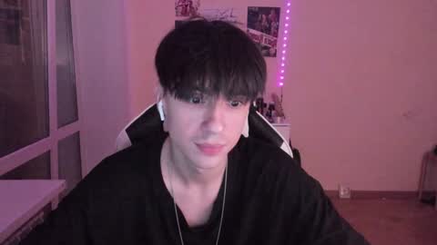 Ray online show from 12-08-24, 03:32