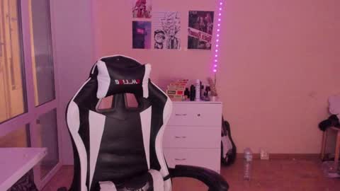 Ray online show from 12-12-24, 06:14