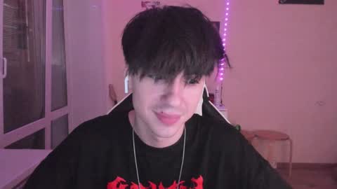 Ray online show from 12-22-24, 01:34