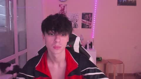 Ray online show from 01-03-25, 06:33