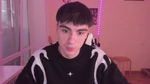 Ray online show from 01-13-25, 01:49